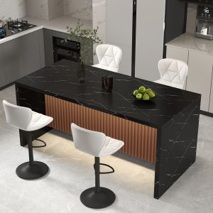 Mesa isla efecto mármol con cuatro taburetes